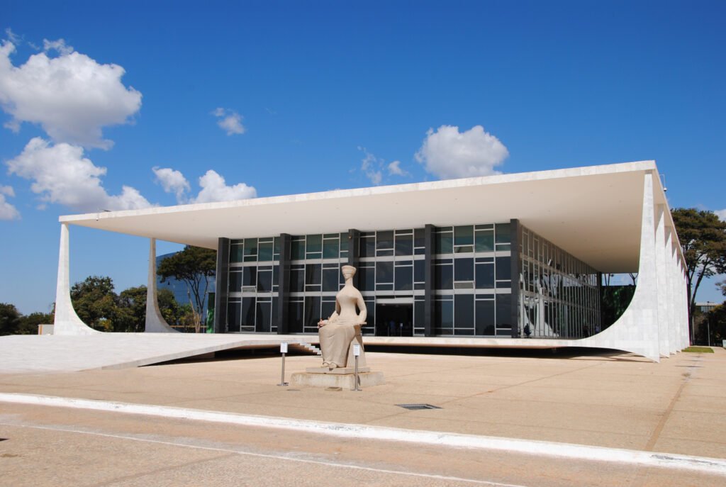 stf-determina-pagamento-via-precatorios-por-estatais-prestadoras-de-servico
